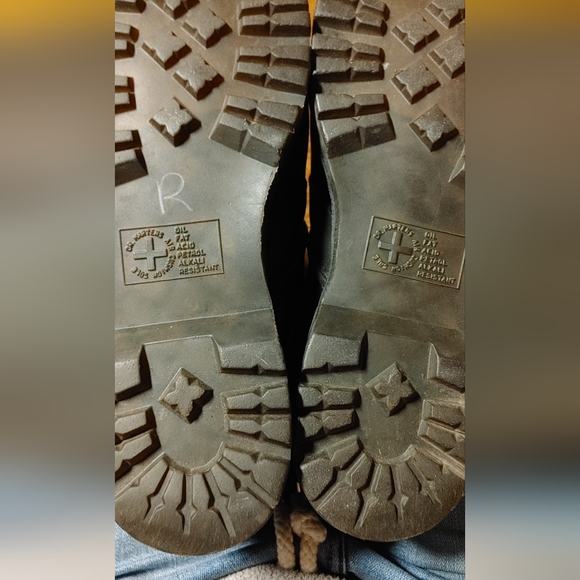 Dr.Martens Finnegan shoes SZ.11 - Picture 7 of 9